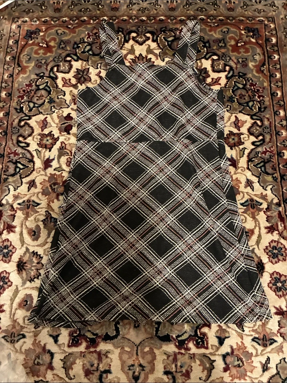 Sleeveless Plaid Button-Front Dress in Black and White kids large
